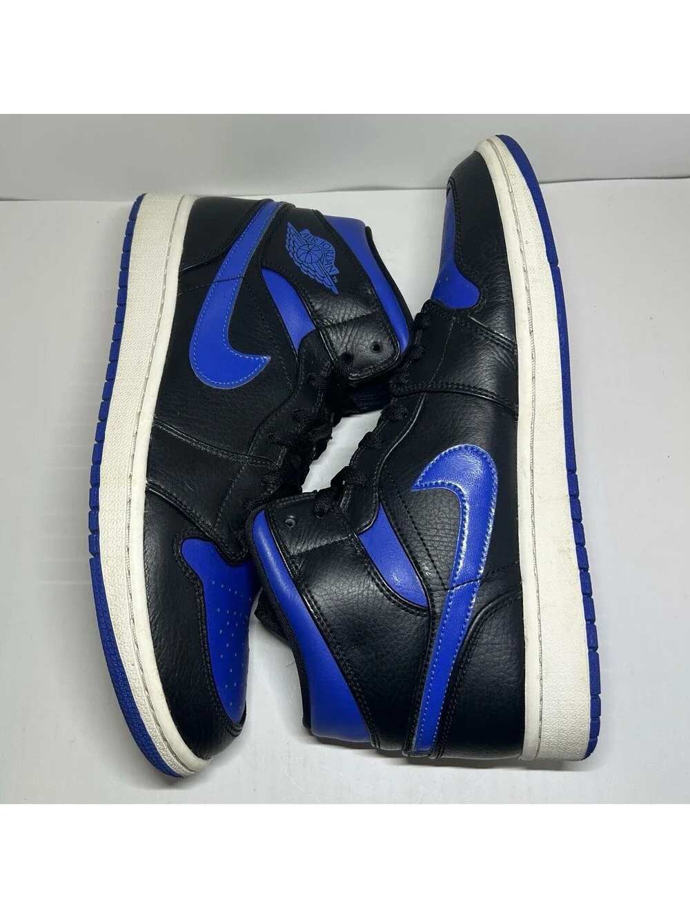 Air Jordan 1 Mid Royal 2020 - Size 10 - (554724-068)